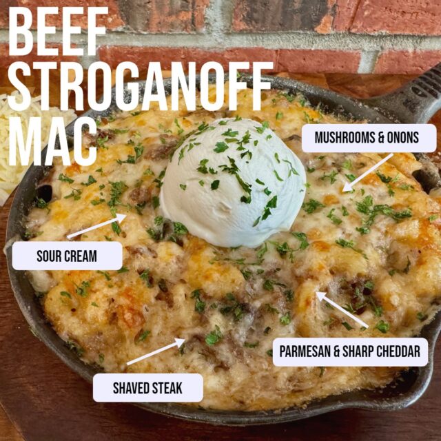 A new twist on a dinner-time favorite! Our house-made Stroganoff Sauce is combined with Shaved Ribeye Steak, Parmesan, Sharp Cheddar, Garlic, Mushrooms, and Onions. It’s a perfect Mac for that transition into Fall 🍂🍁
